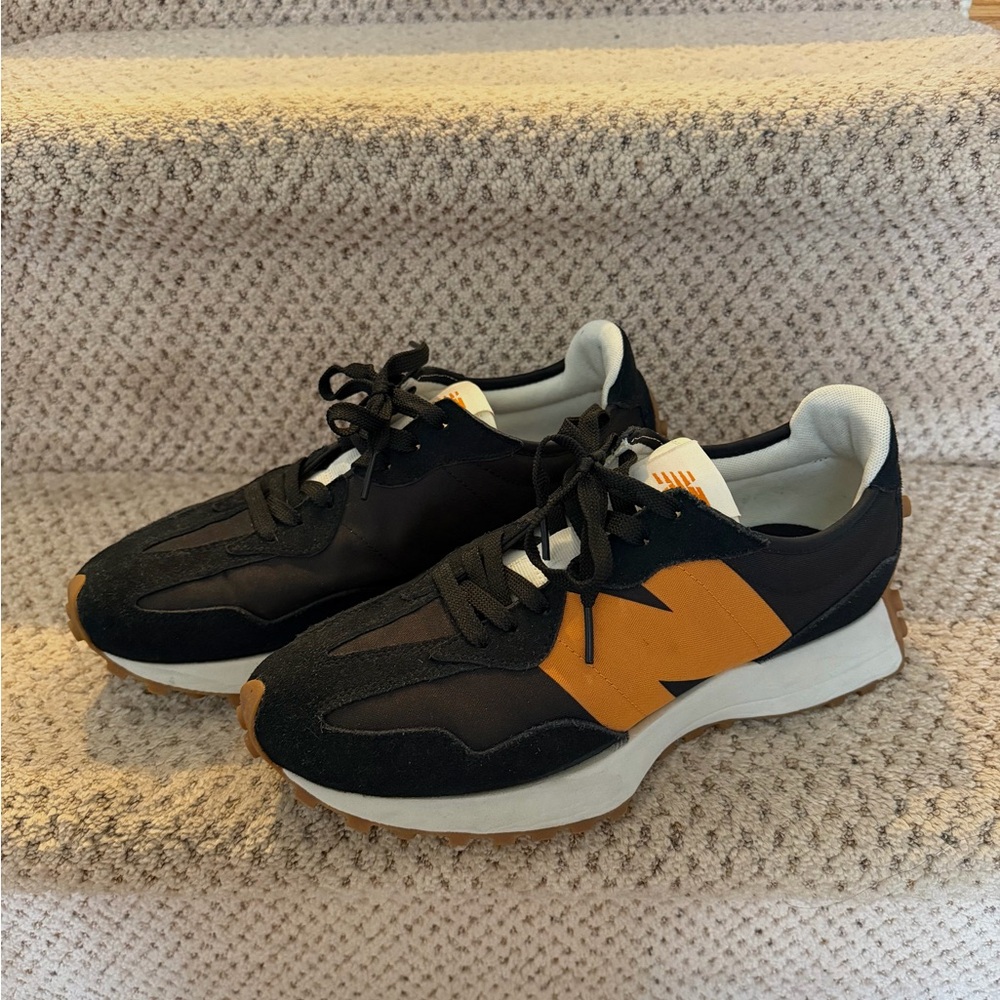 Men's New Balance 327 Black & Orange